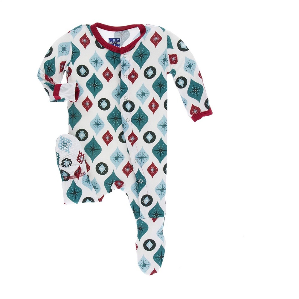 Kickee Natural Vintage Ornament Footed PJ’s